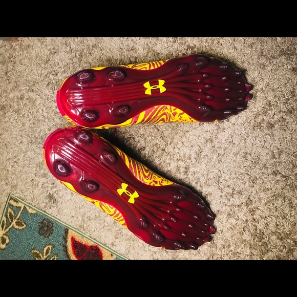 Under amour cleats - Picture 5 of 5